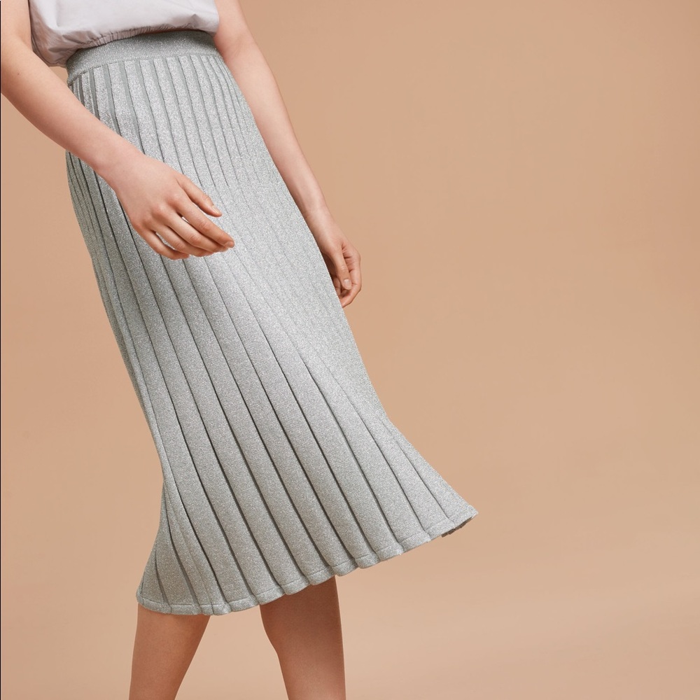 Rose gold midi skirt - Picture 6 of 7